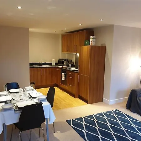 S Hidden Gem Diamond Apartment, Sleeps Vr Birmingham