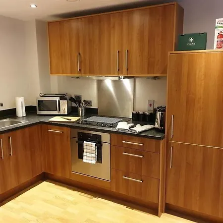 S Hidden Gem Diamond Apartment, Sleeps Vr Birmingham